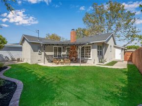 2511 Nipomo Avenue, Long Beach CA 90815