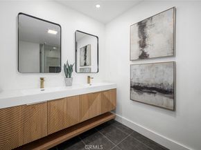 2511 Nipomo Avenue, Long Beach CA 90815