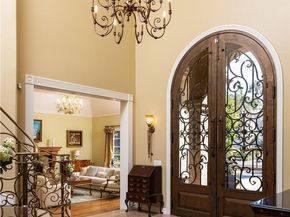 25281 Derbyhill Drive, Laguna Hills CA 92653