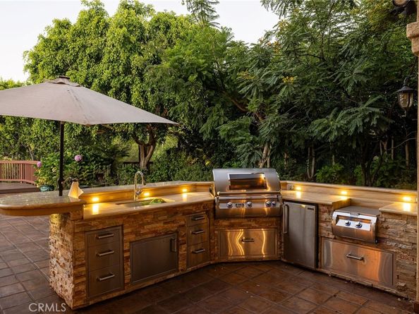 25281 Derbyhill Drive, Laguna Hills CA 92653