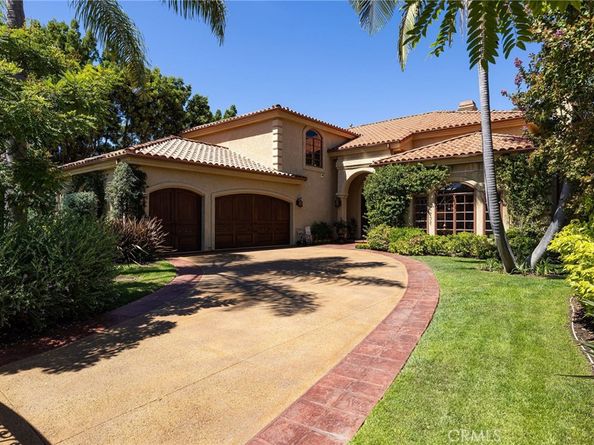 25281 Derbyhill Drive, Laguna Hills CA 92653