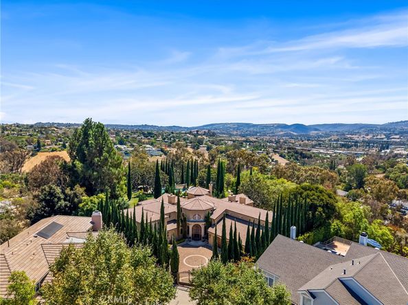 26501 Silver Saddle Lane, Laguna Hills CA 92653