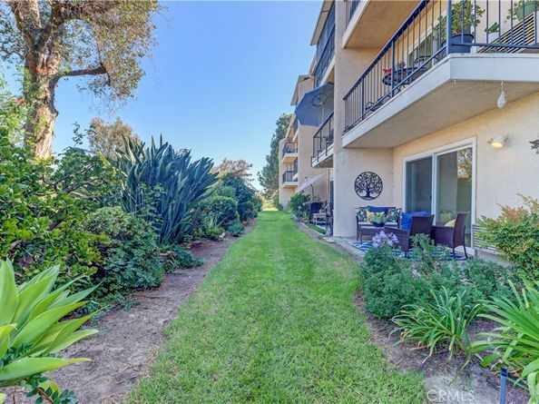 3336 Punta Alta 1D, Laguna Woods CA 92637