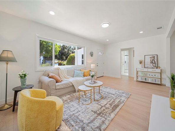 3211 W Jeffries Avenue, Burbank CA 91505