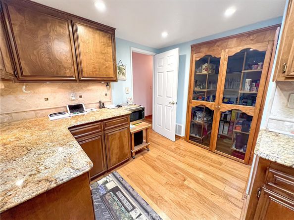 2021 Kristi Lane, Santa Ana CA 92701