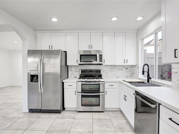 12 Poppyfield Lane, Rancho Santa Margarita CA 92688