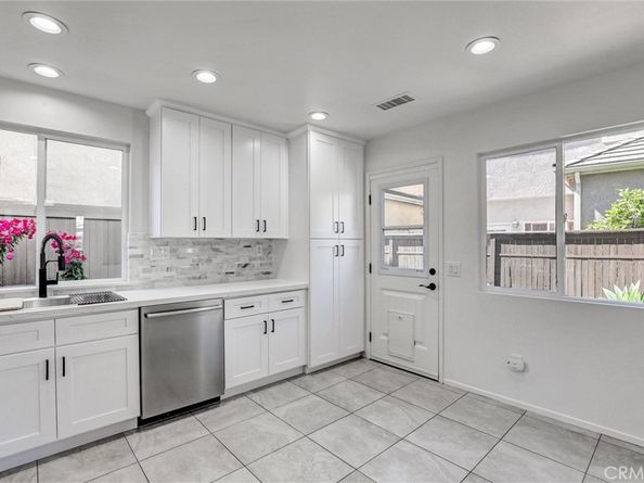 12 Poppyfield Lane, Rancho Santa Margarita CA 92688