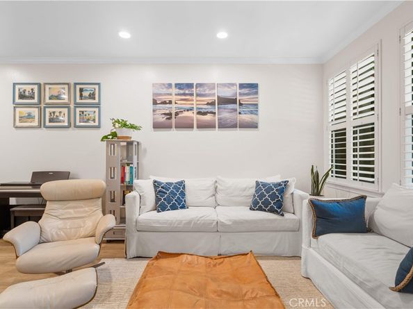 120 Jadestone, Irvine CA 92603