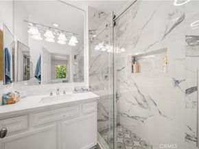 120 Jadestone, Irvine CA 92603