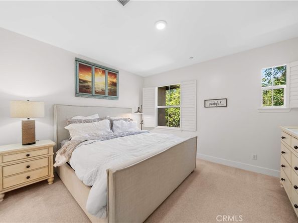 120 Jadestone, Irvine CA 92603