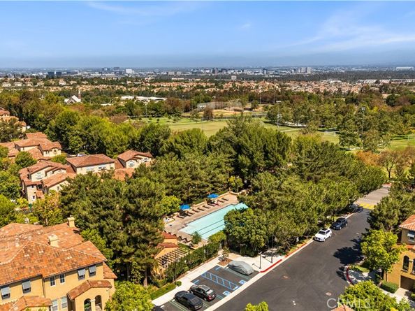 120 Jadestone, Irvine CA 92603