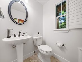 120 Jadestone, Irvine CA 92603