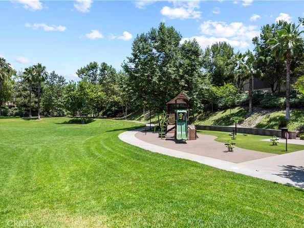 46 Dogwood, Lake Forest CA 92630