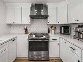 20 Marigold 15, Irvine CA 92614