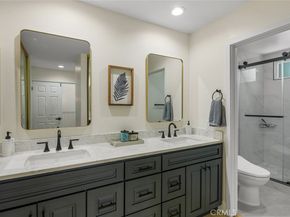 20 Marigold 15, Irvine CA 92614