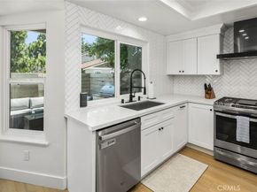 20 Marigold 15, Irvine CA 92614