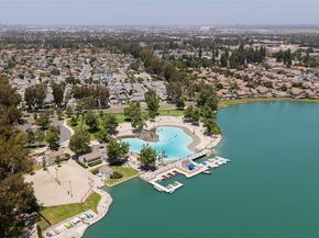 20 Marigold 15, Irvine CA 92614