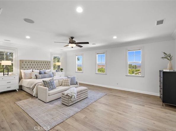 19 Dennis Lane, Ladera Ranch CA 92694