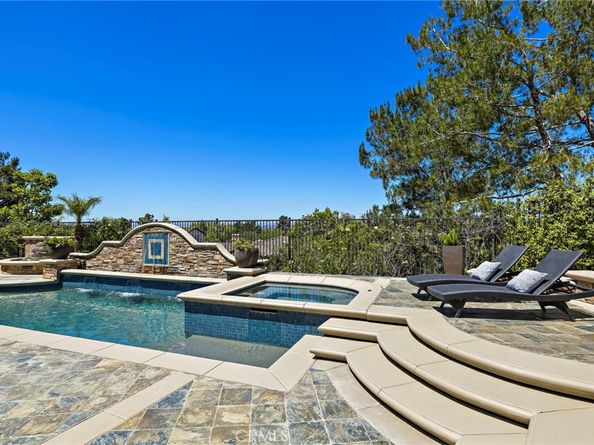 19 Dennis Lane, Ladera Ranch CA 92694