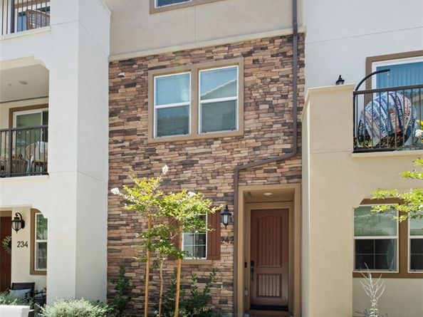 242 Niebla Ln, Mission Viejo CA 92679