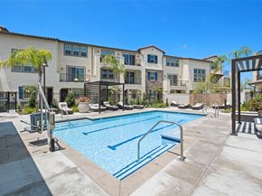 242 Niebla Ln, Mission Viejo CA 92679