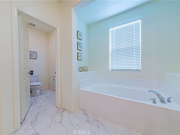 4040 S Bowery Place, Ontario CA 91761