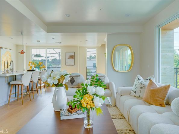 712 1/2 N Chestnut Avenue, Los Angeles CA 90042