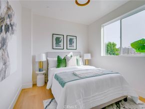 712 1/2 N Chestnut Avenue, Los Angeles CA 90042