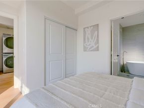 712 1/2 N Chestnut Avenue, Los Angeles CA 90042