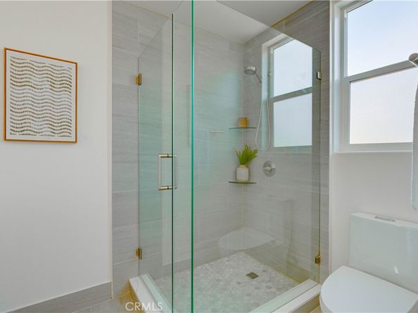 712 1/2 N Chestnut Avenue, Los Angeles CA 90042