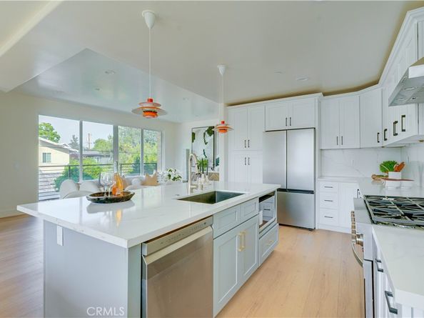 712 1/2 N Chestnut Avenue, Los Angeles CA 90042