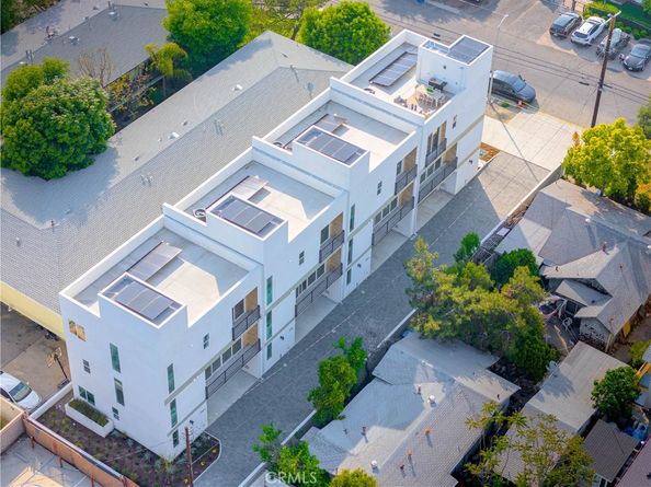 712 1/2 N Chestnut Avenue, Los Angeles CA 90042