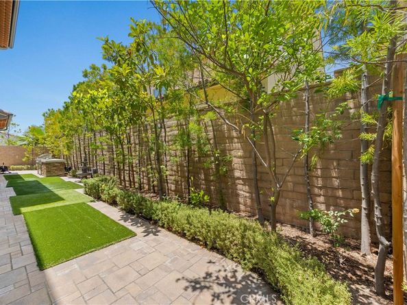 65 English Saddle, Irvine CA 92602