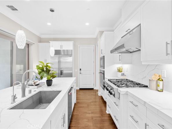 65 English Saddle, Irvine CA 92602