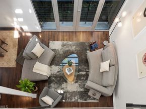 4111 W Sunset Boulevard 220, Los Angeles CA 90029