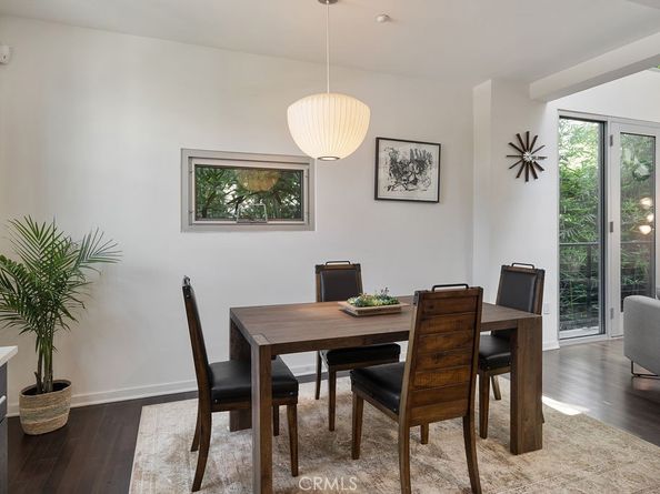 4111 W Sunset Boulevard 220, Los Angeles CA 90029