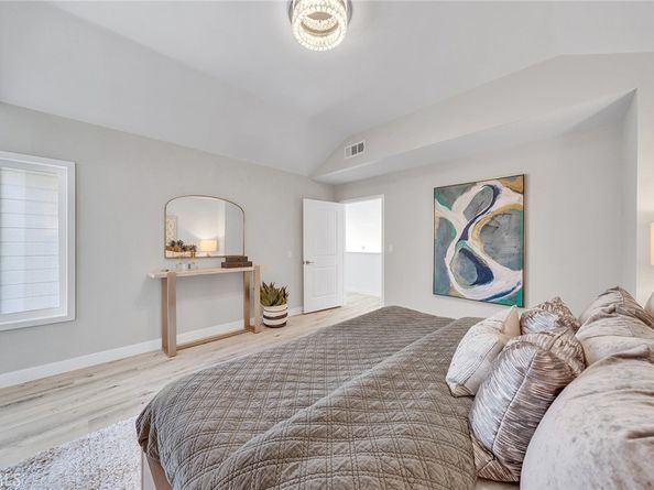 39 Cape Cod, Irvine CA 92620