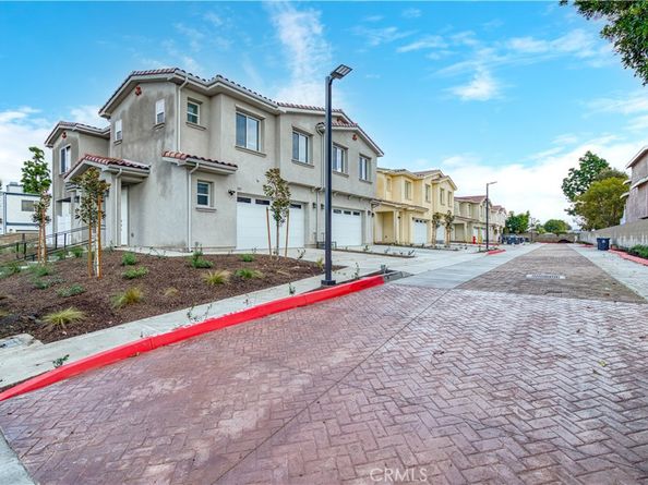 305 N Mountain View Street, Santa Ana CA 92703