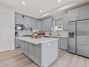 305 N Mountain View Street, Santa Ana CA 92703