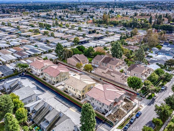 305 N Mountain View Street, Santa Ana CA 92703