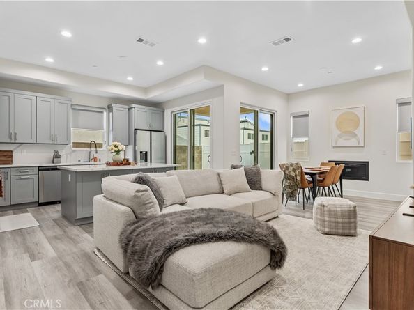 305 N Mountain View Street, Santa Ana CA 92703