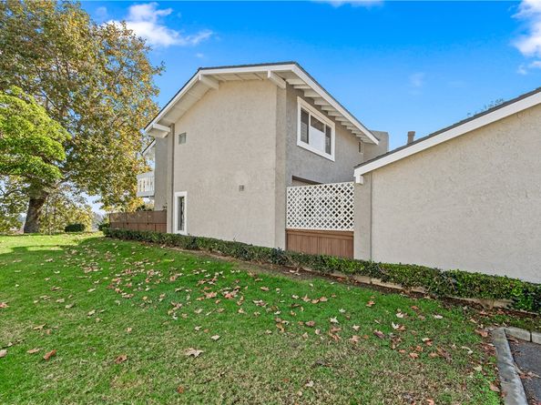 18576 Vallarta, Huntington Beach CA 92646