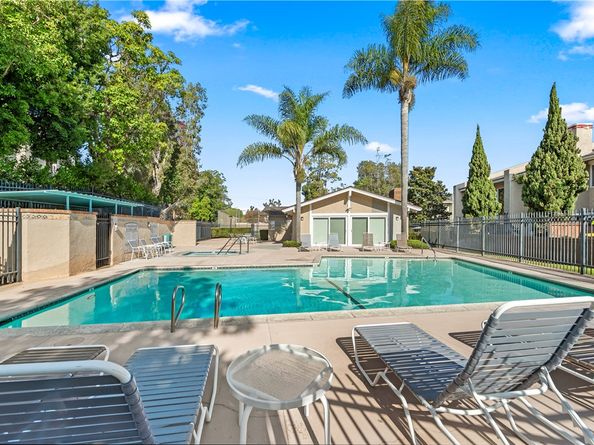18576 Vallarta, Huntington Beach CA 92646