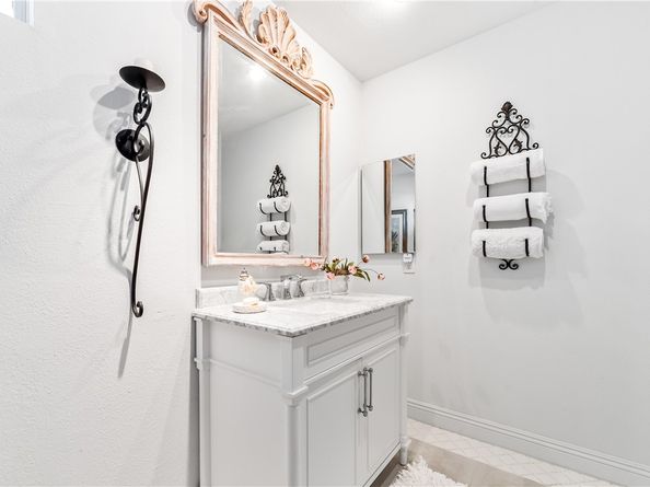 18576 Vallarta, Huntington Beach CA 92646