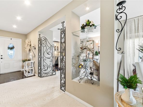 18576 Vallarta, Huntington Beach CA 92646