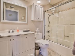 40 Rainwood, Aliso Viejo CA 92656