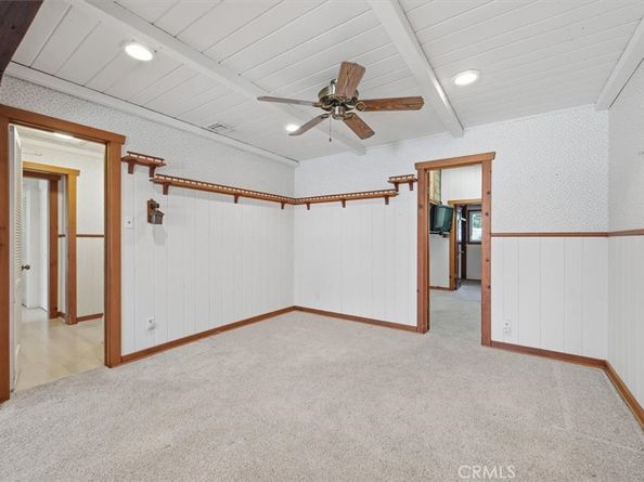 22050 Independencia Street, Woodland Hills CA 91364