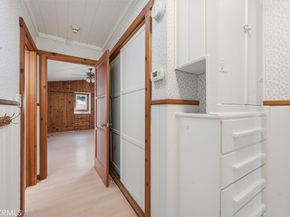 22050 Independencia Street, Woodland Hills CA 91364