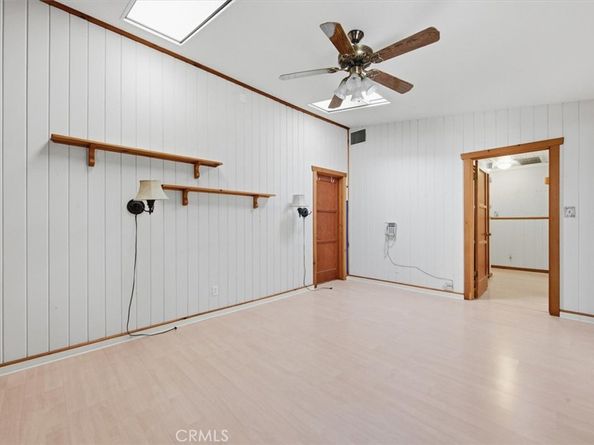 22050 Independencia Street, Woodland Hills CA 91364