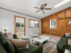 22050 Independencia Street, Woodland Hills CA 91364